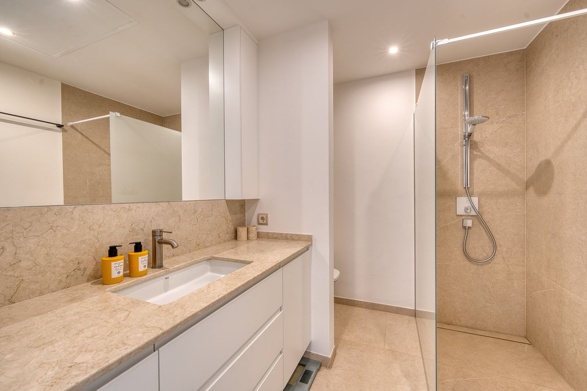 1 Bedroom Apartment for Sale in The Golden Mile — 6