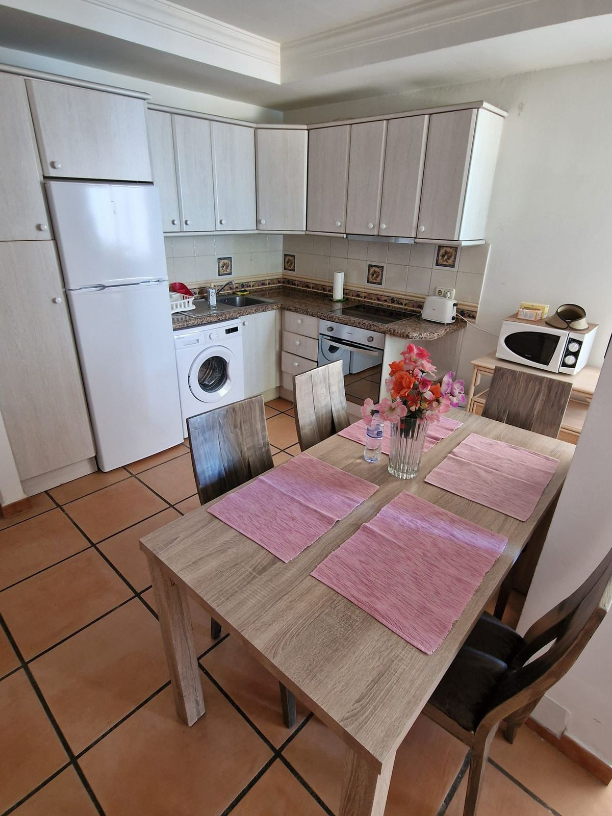 1 Bedroom Apartment for Sale in Estepona — 5