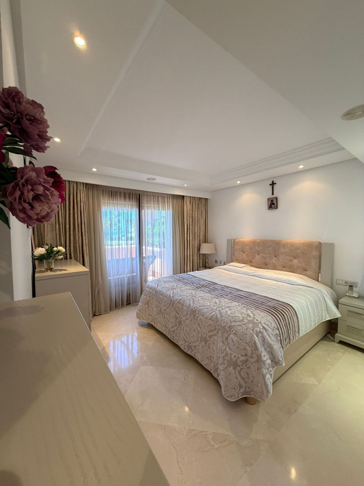 3 Bedroom Apartment for Sale in New Golden Mile — view 11
