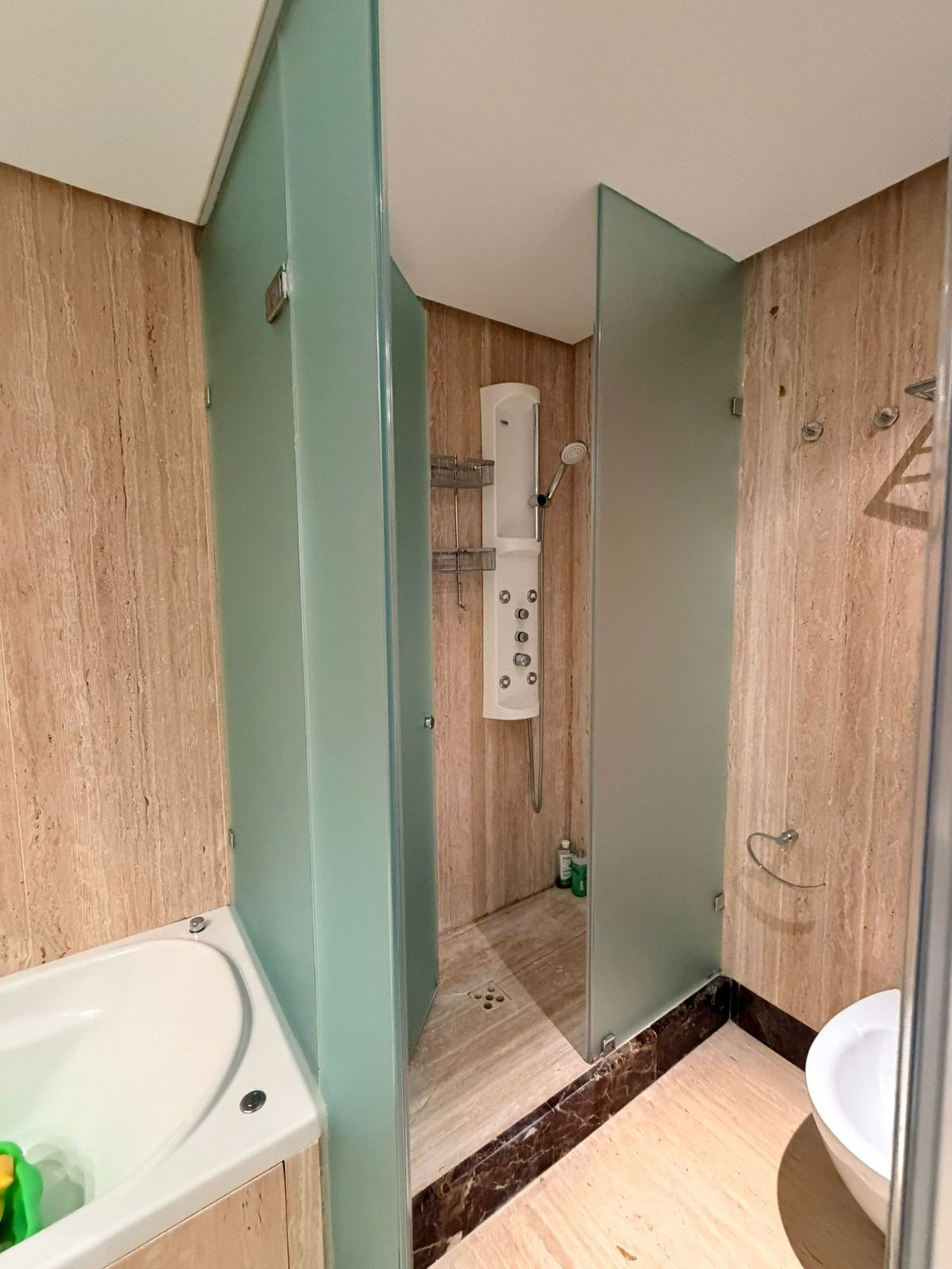 3 Bedroom Apartment for Sale in New Golden Mile — view 18