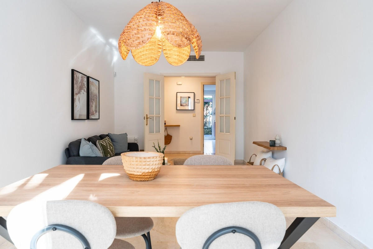 3 Bedroom Apartment for Sale in Estepona — 9