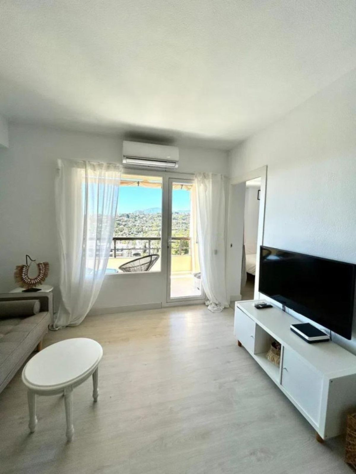 2 Bedroom Apartment for Sale in Nueva Andalucía — 3