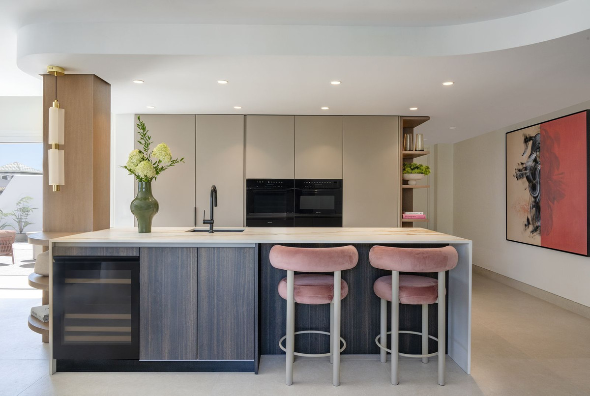 3 Bedroom Apartment for Sale in New Golden Mile — 5