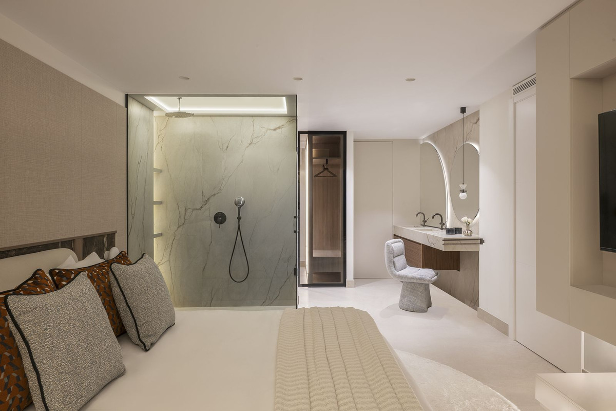 3 Bedroom Apartment for Sale in New Golden Mile — 8