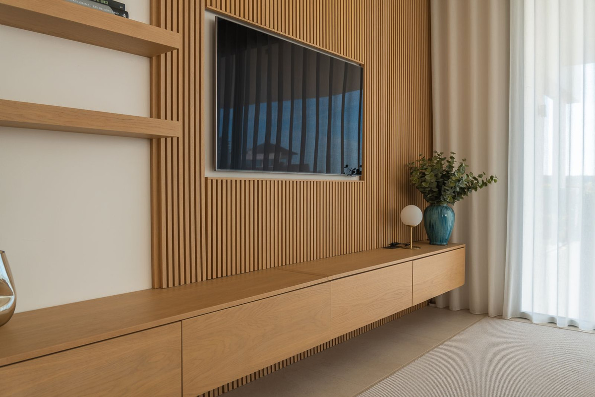 3 Bedroom Apartment for Sale in Benahavís — view 10
