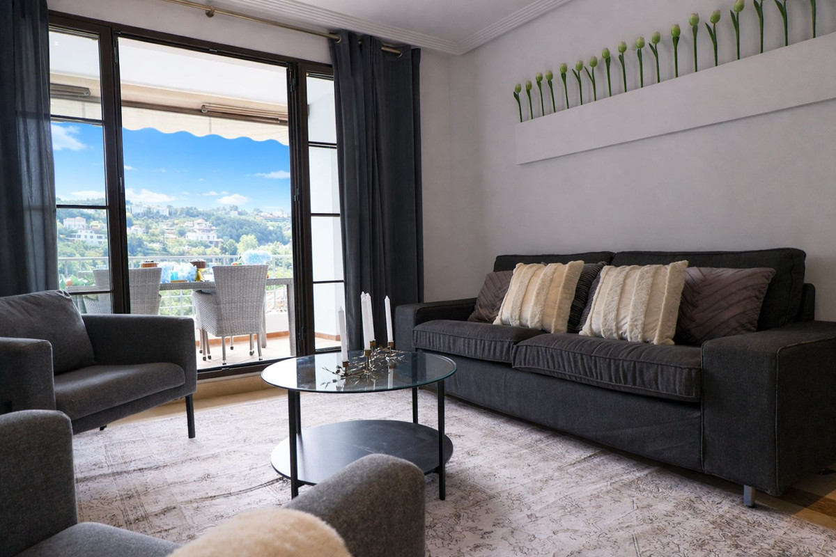 3 Bedroom Apartment for Sale in Los Arqueros — 2