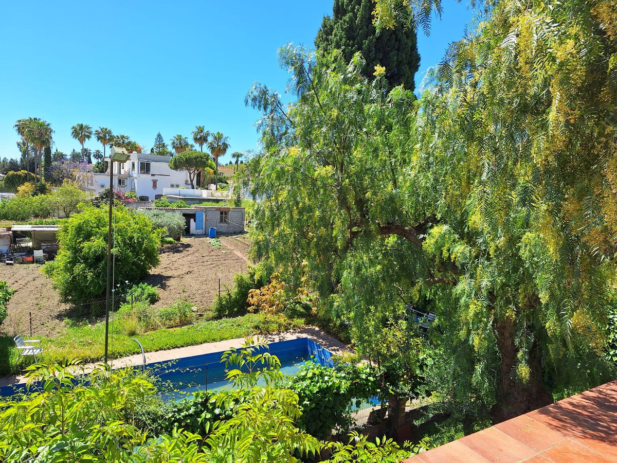 3 Bedroom Villa for Sale in Estepona — 2