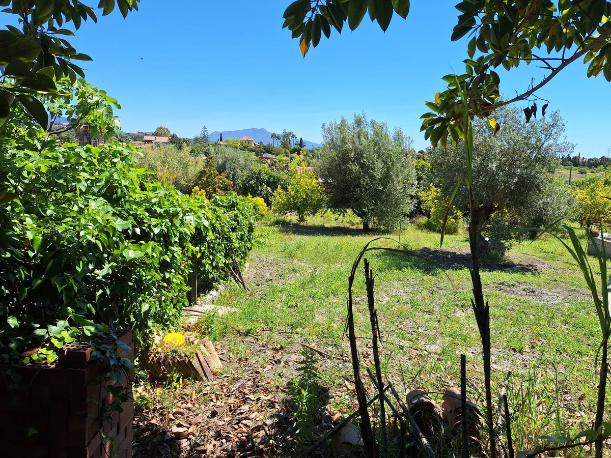 3 Bedroom Villa for Sale in Estepona — 9