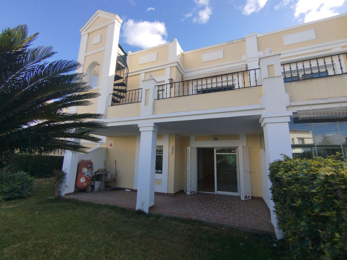 2 Bedroom Apartment for Sale in Aloha