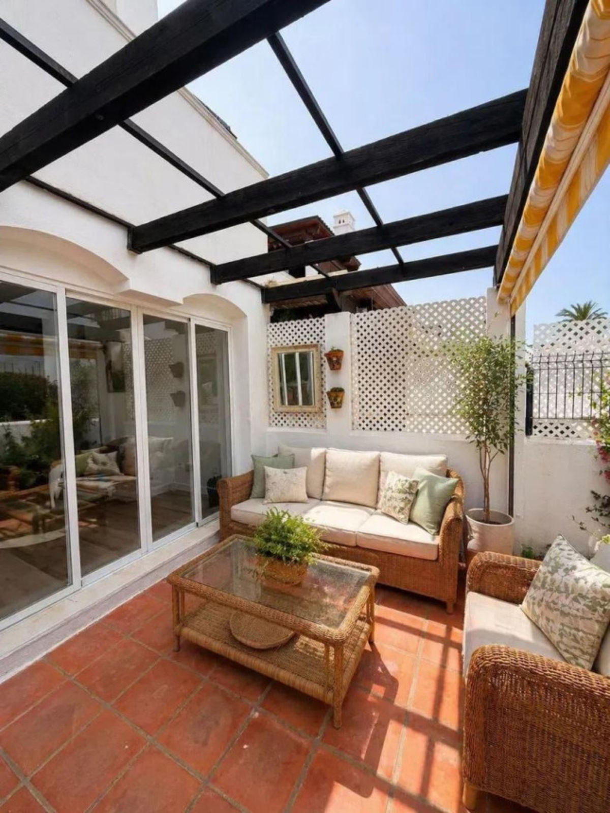 2 Bedroom Apartment for Sale in Estepona — 6