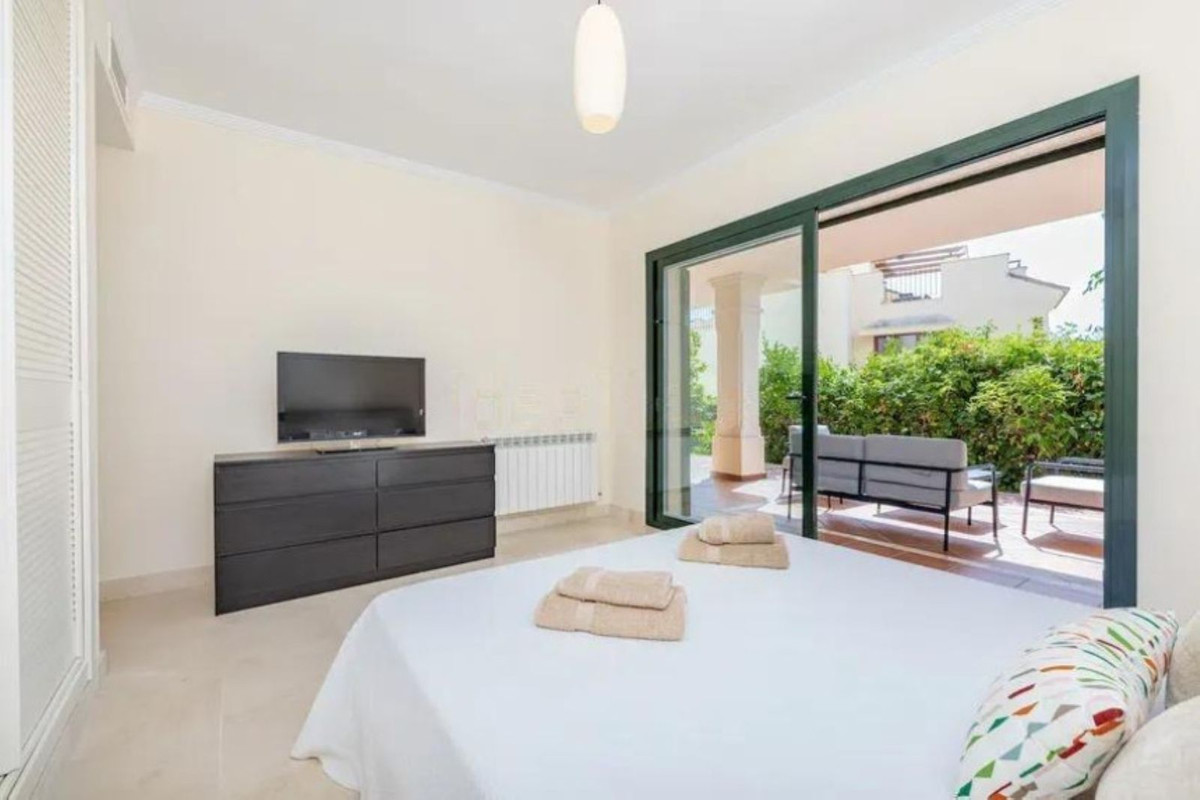 1 Bedroom Apartment for Sale in Marbella — 8