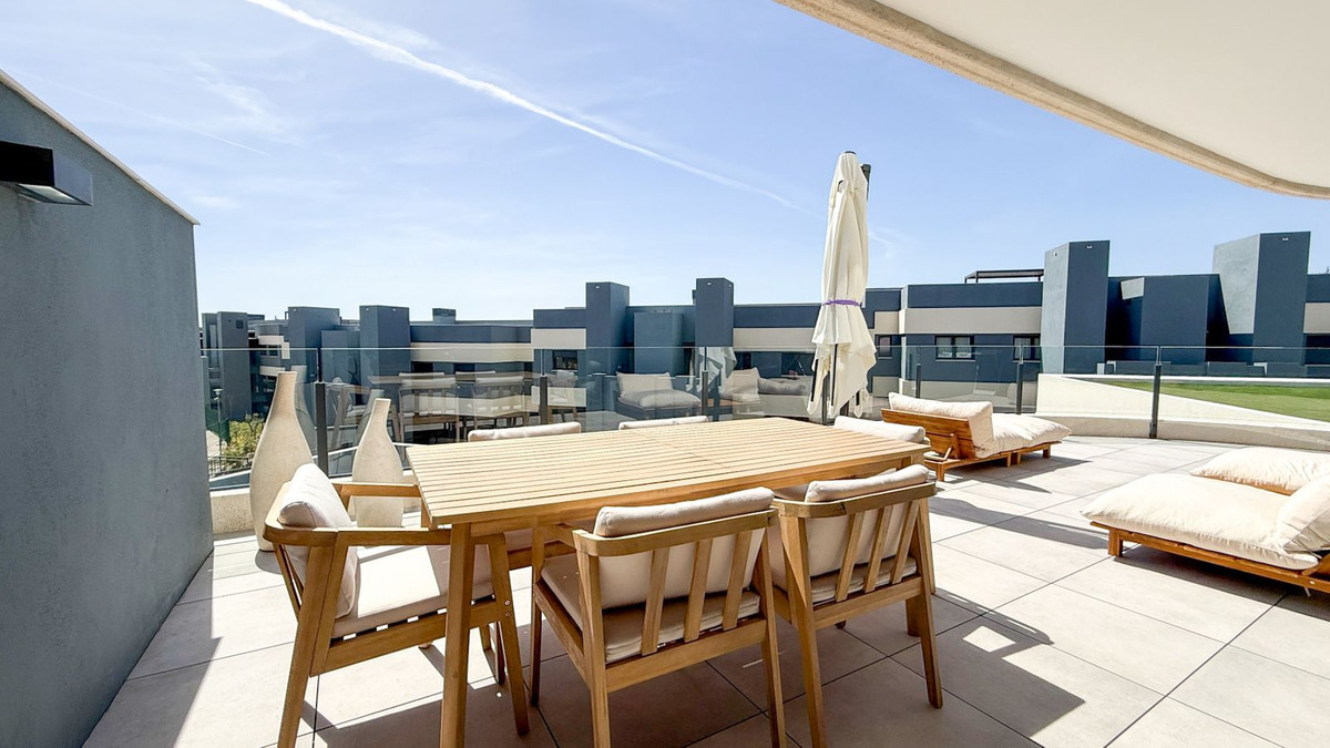 3 Bedroom Apartment for Sale in Selwo — 4