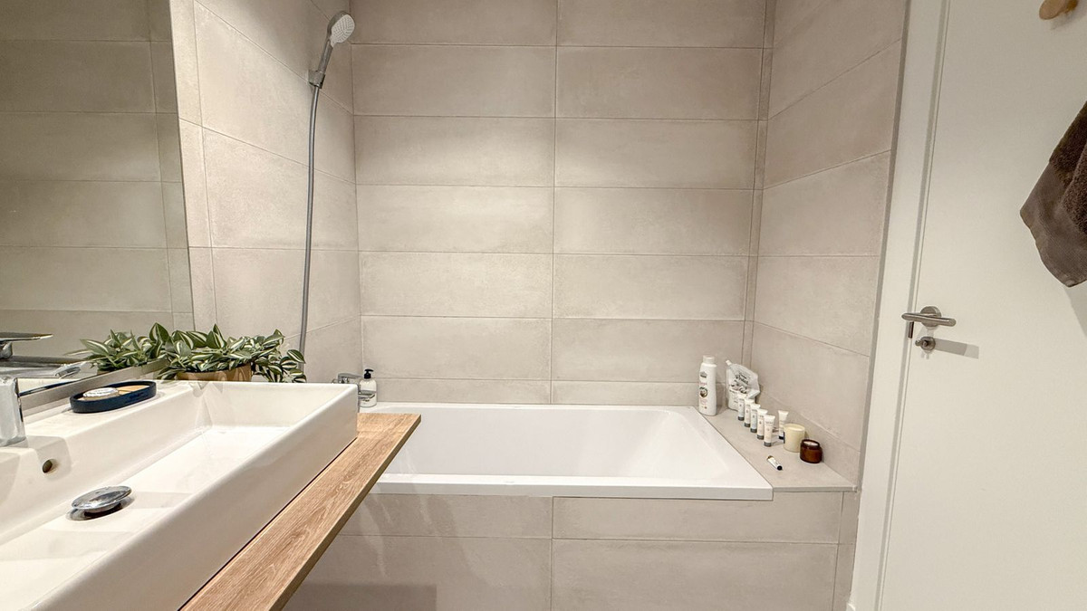 3 Bedroom Apartment for Sale in Selwo — 8