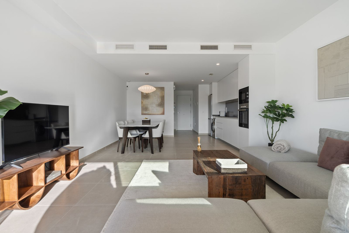 2 Bedroom Apartment for Sale in Estepona — 5