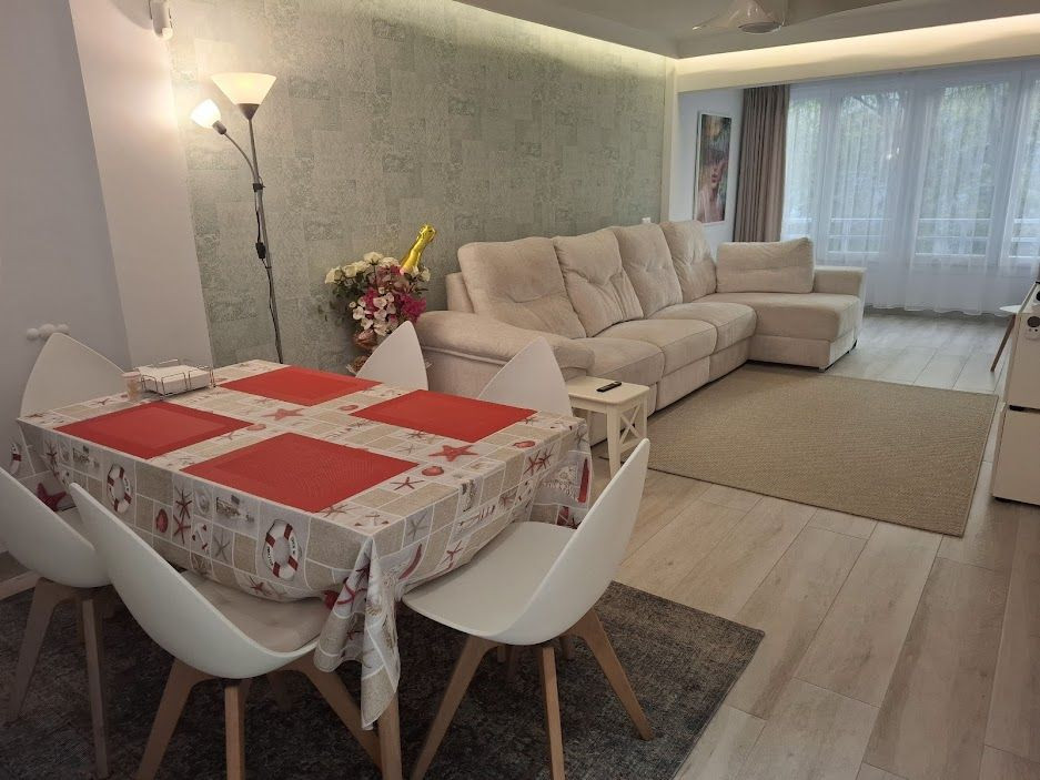 3 Bedroom Apartment for Sale in Marbella — view 4