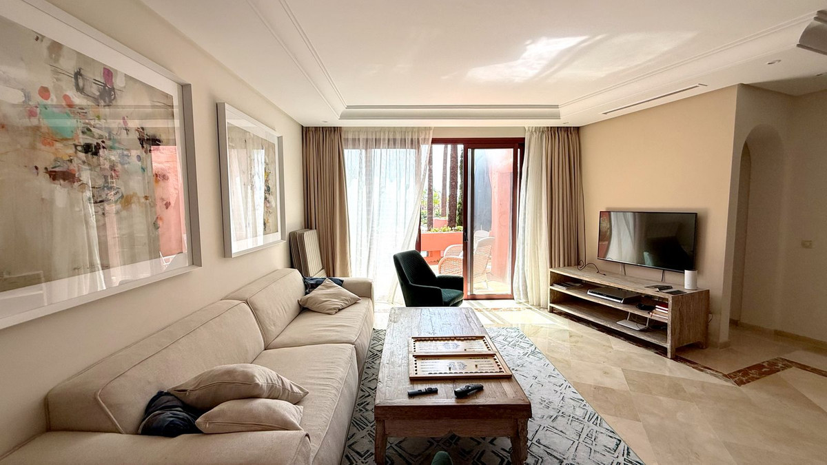 3 Bedroom Apartment for Sale in New Golden Mile — 4