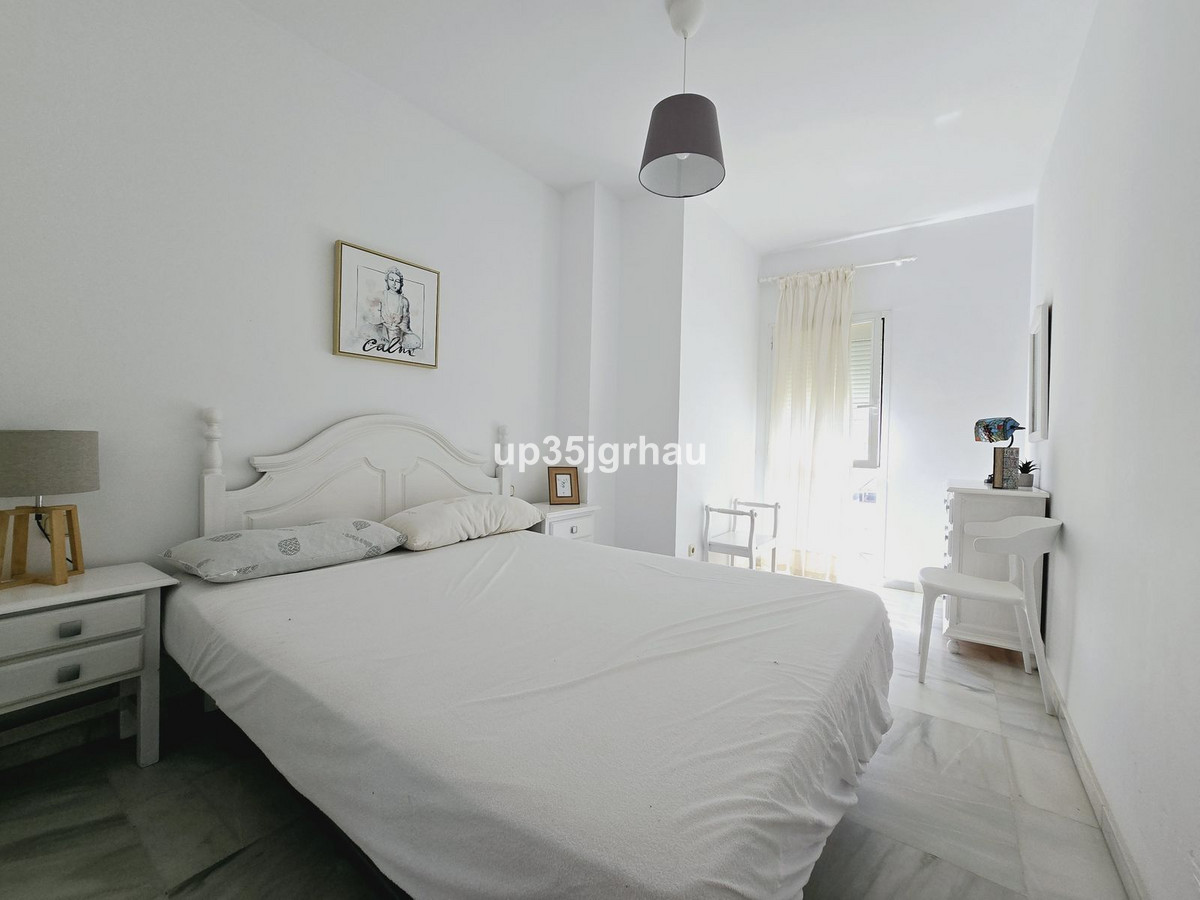 2 Bedroom Apartment for Sale in Estepona — 5