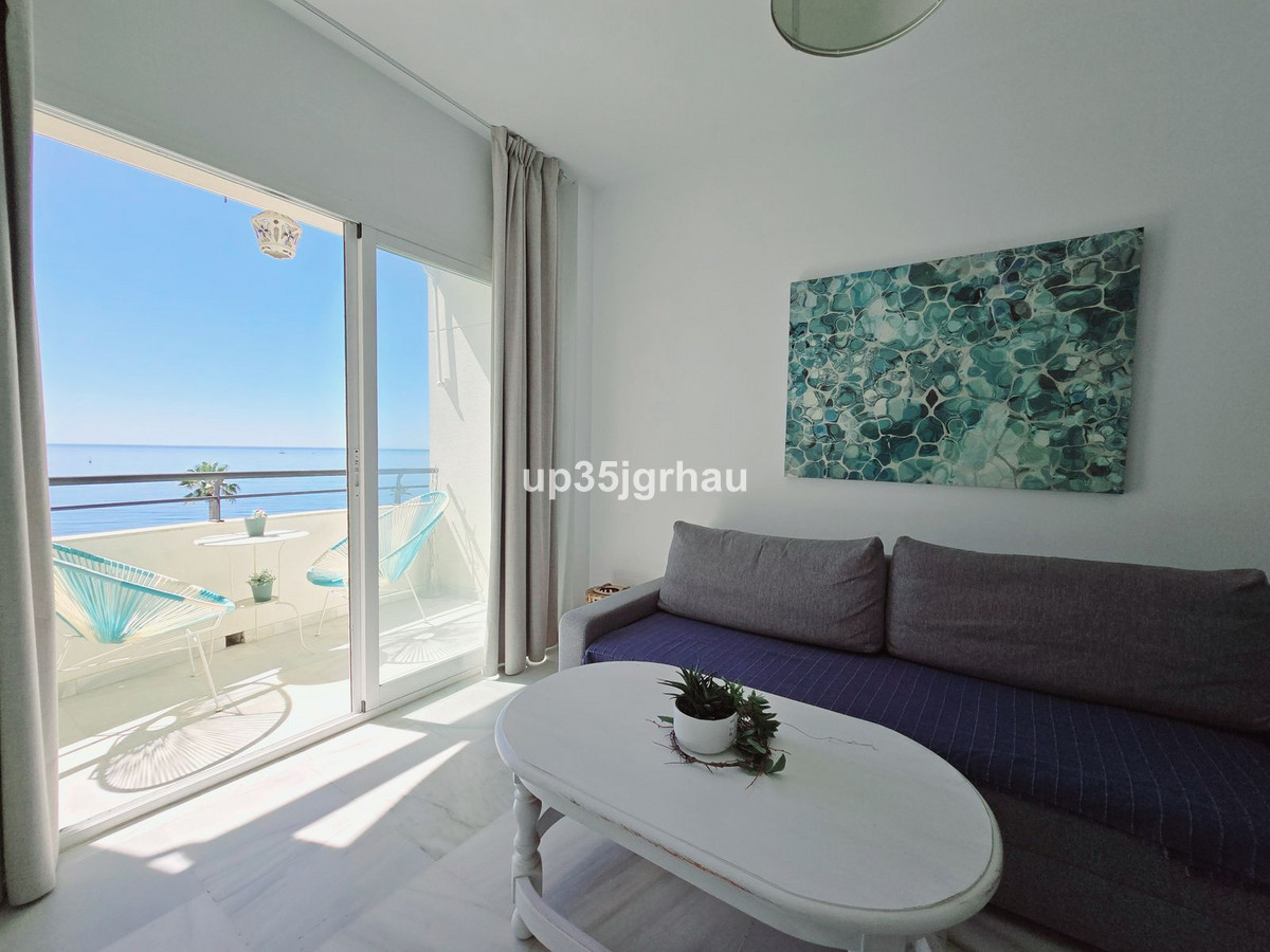 2 Bedroom Apartment for Sale in Estepona — 8
