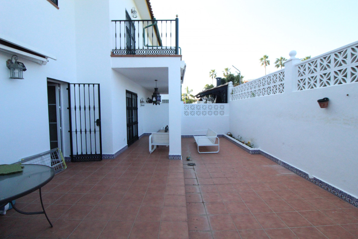 3 Bedroom Villa for Sale in Guadalmina Alta — view 10