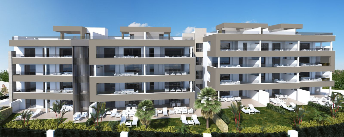 3 Bedroom Apartment for Sale in Nueva Andalucía — 3