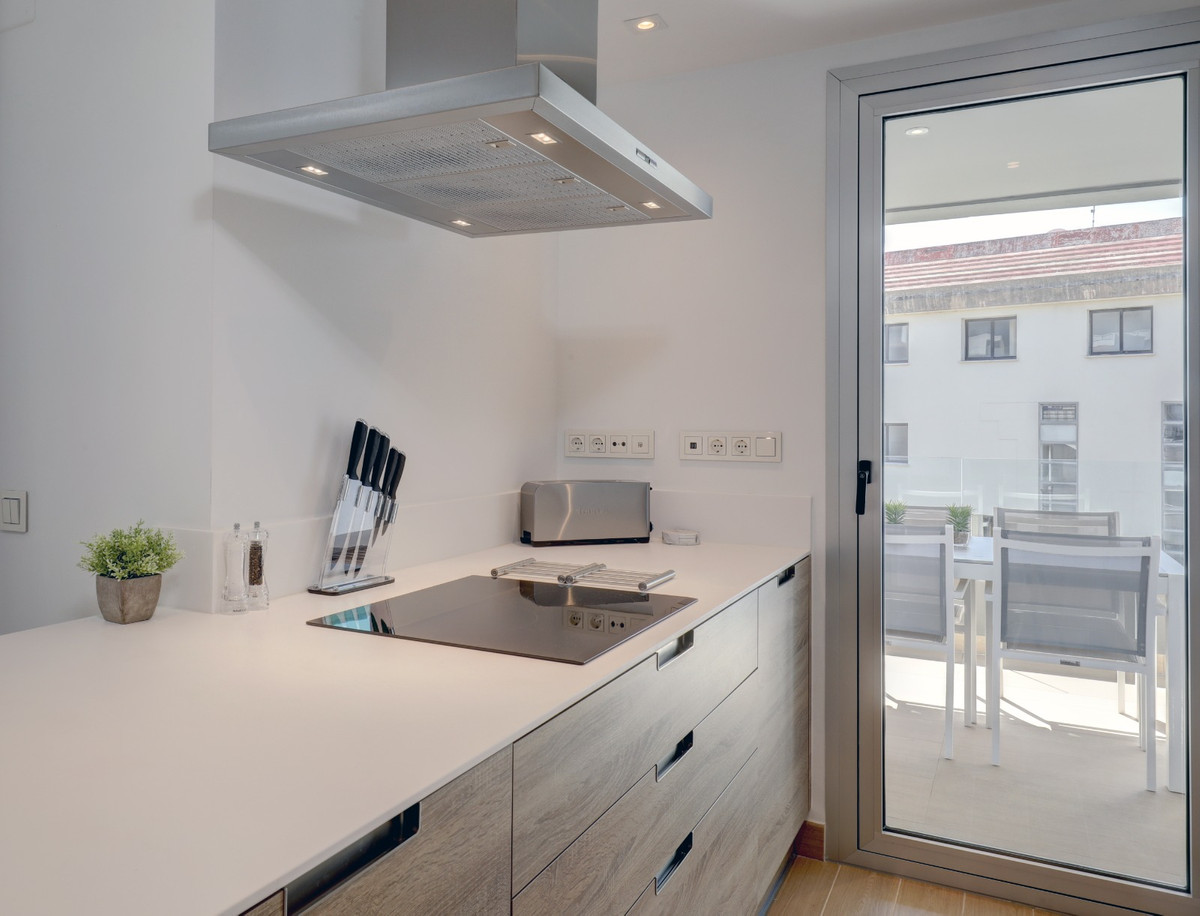 3 Bedroom Apartment for Sale in Nueva Andalucía — view 10