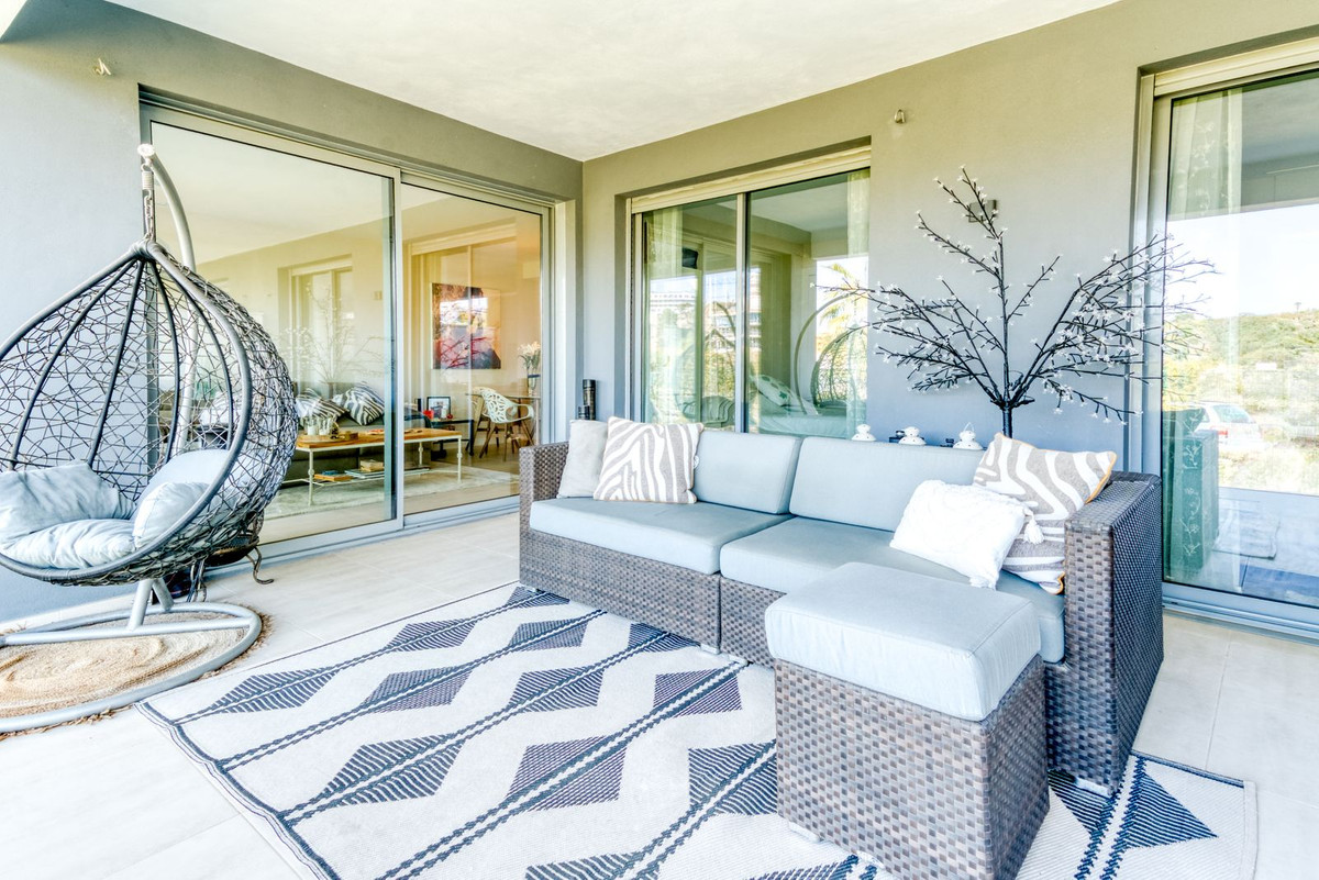 2 Bedroom Apartment for Sale in Estepona — 2