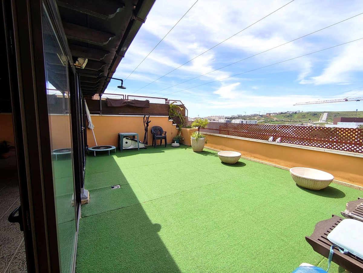 4 Bedroom Apartment for Sale in Estepona
