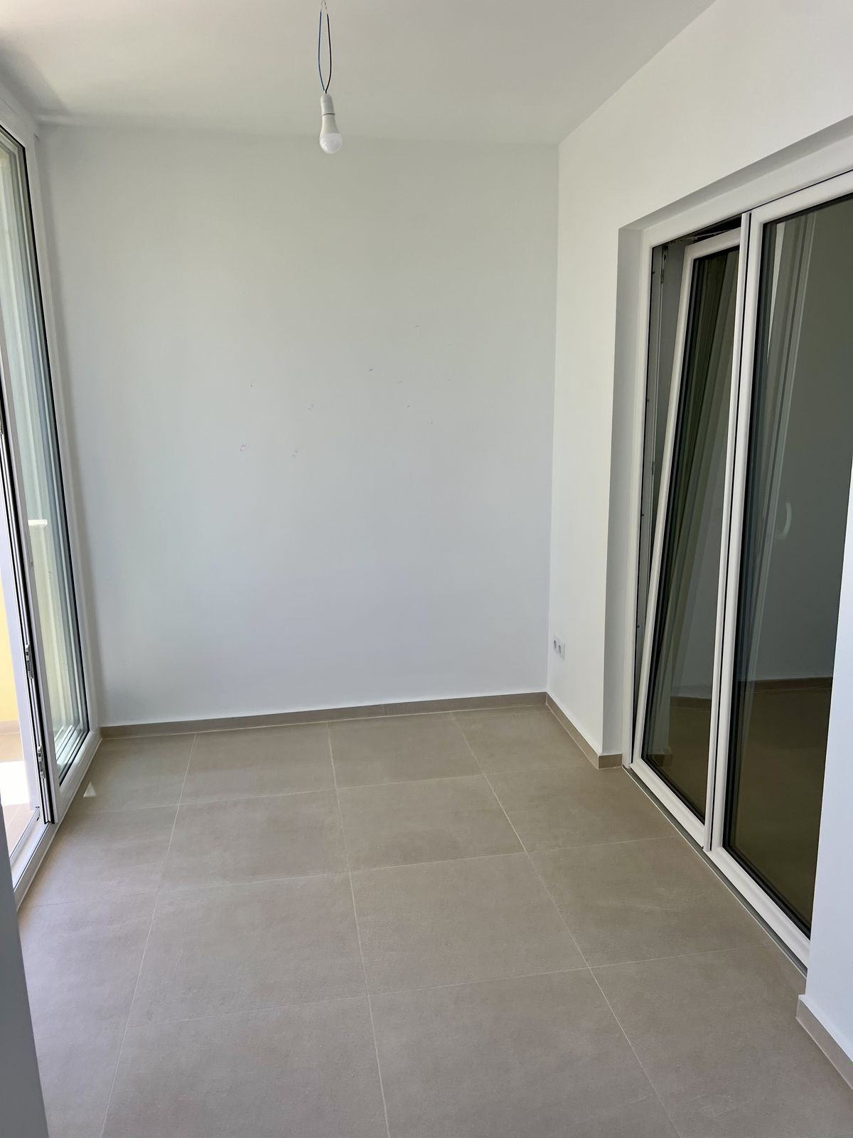 1 Bedroom Apartment for Sale in Estepona — 4