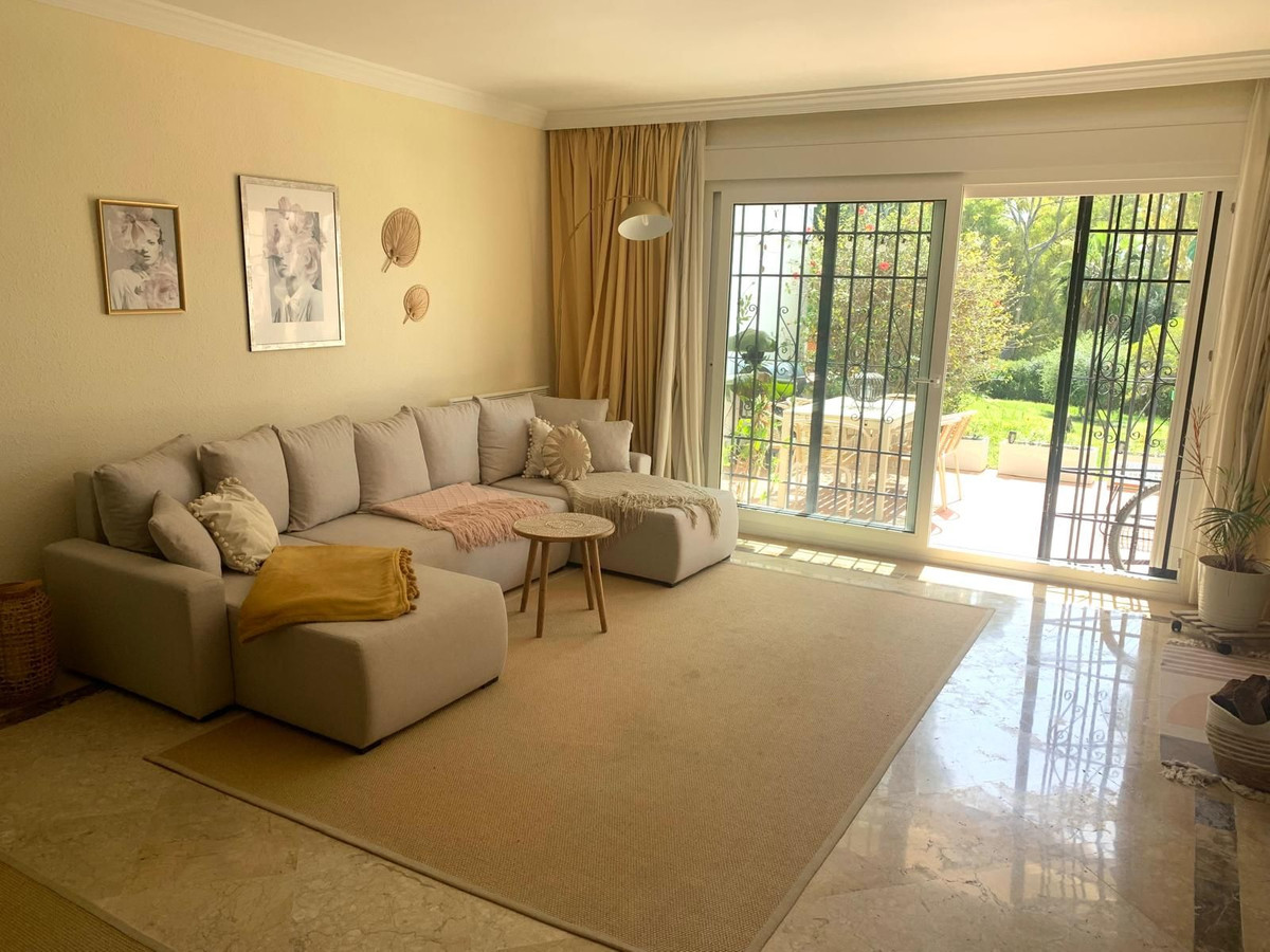 2 Bedroom Villa for Sale in Estepona — 5
