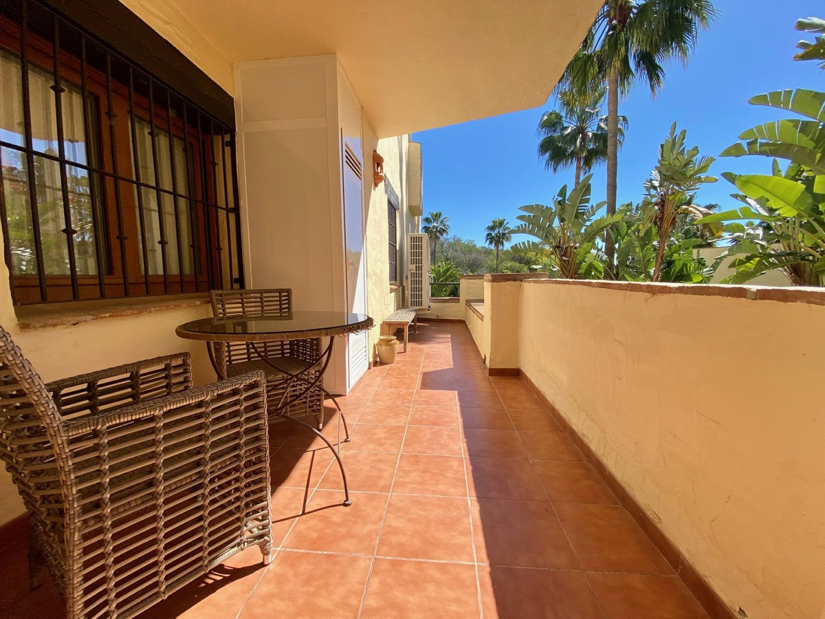 3 Bedroom Apartment for Sale in The Golden Mile — view 13