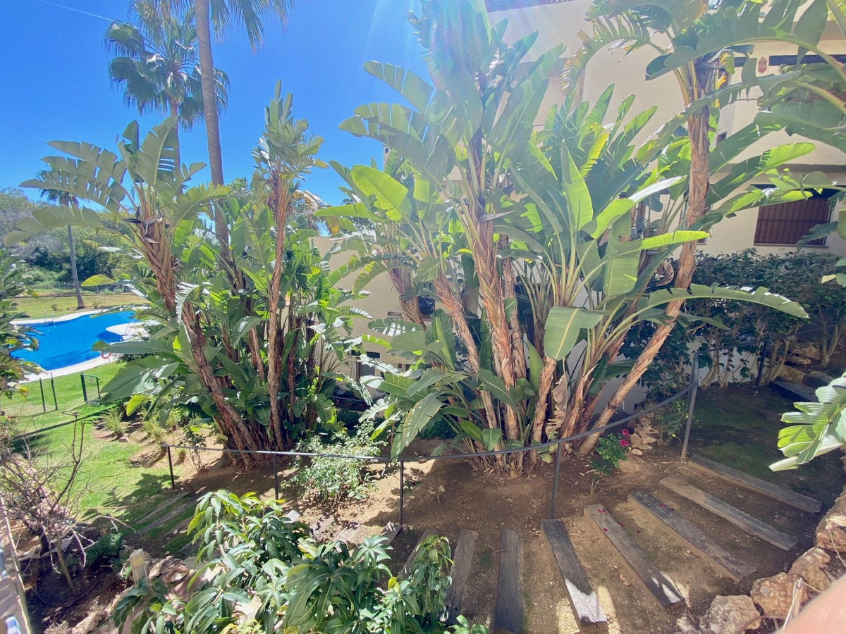 3 Bedroom Apartment for Sale in The Golden Mile — view 15