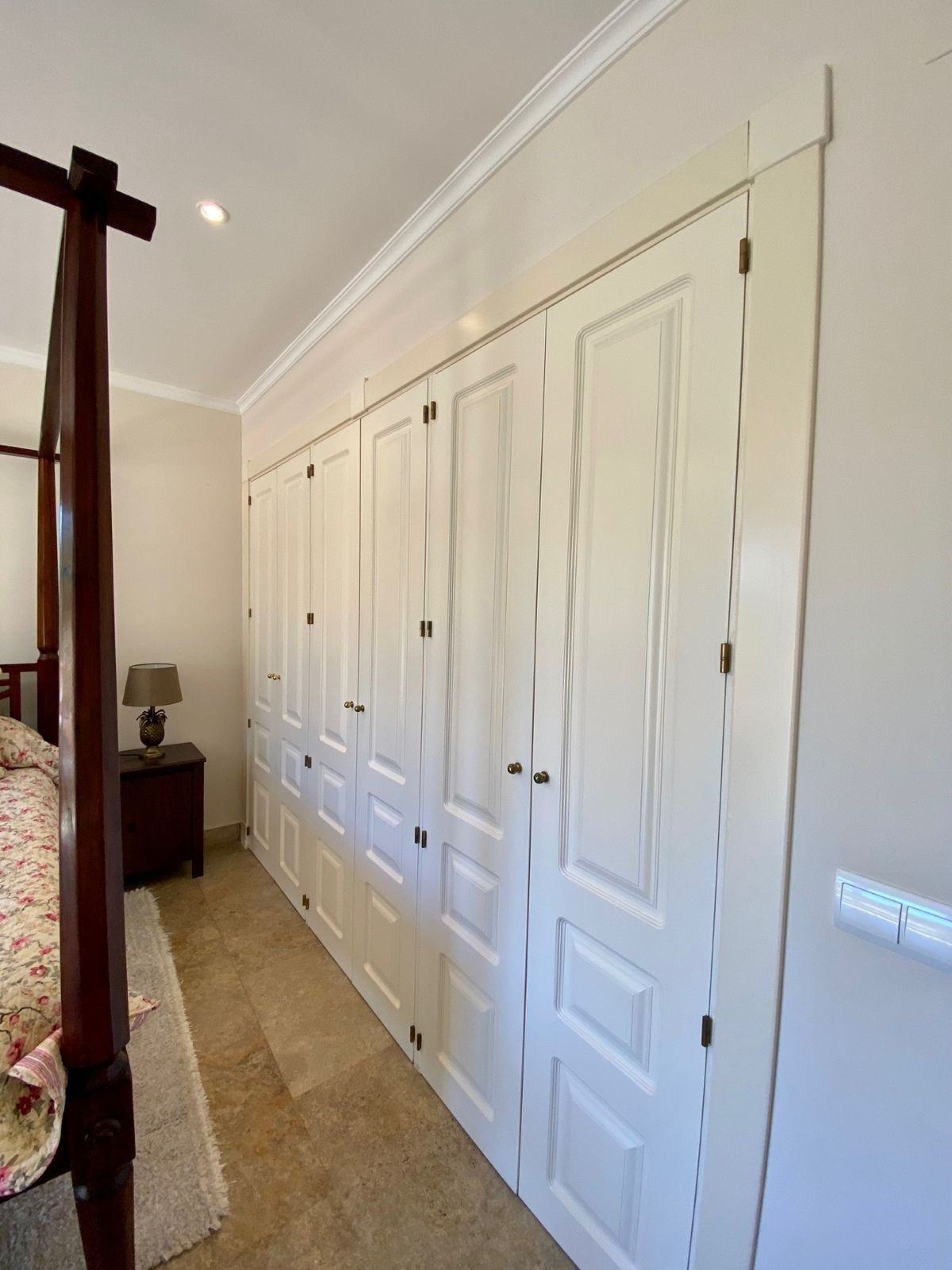 3 Bedroom Apartment for Sale in The Golden Mile — view 18