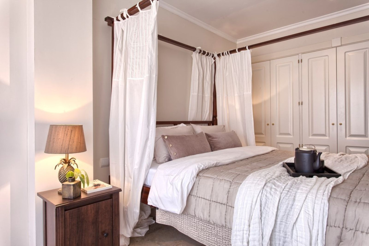 3 Bedroom Apartment for Sale in The Golden Mile — 5