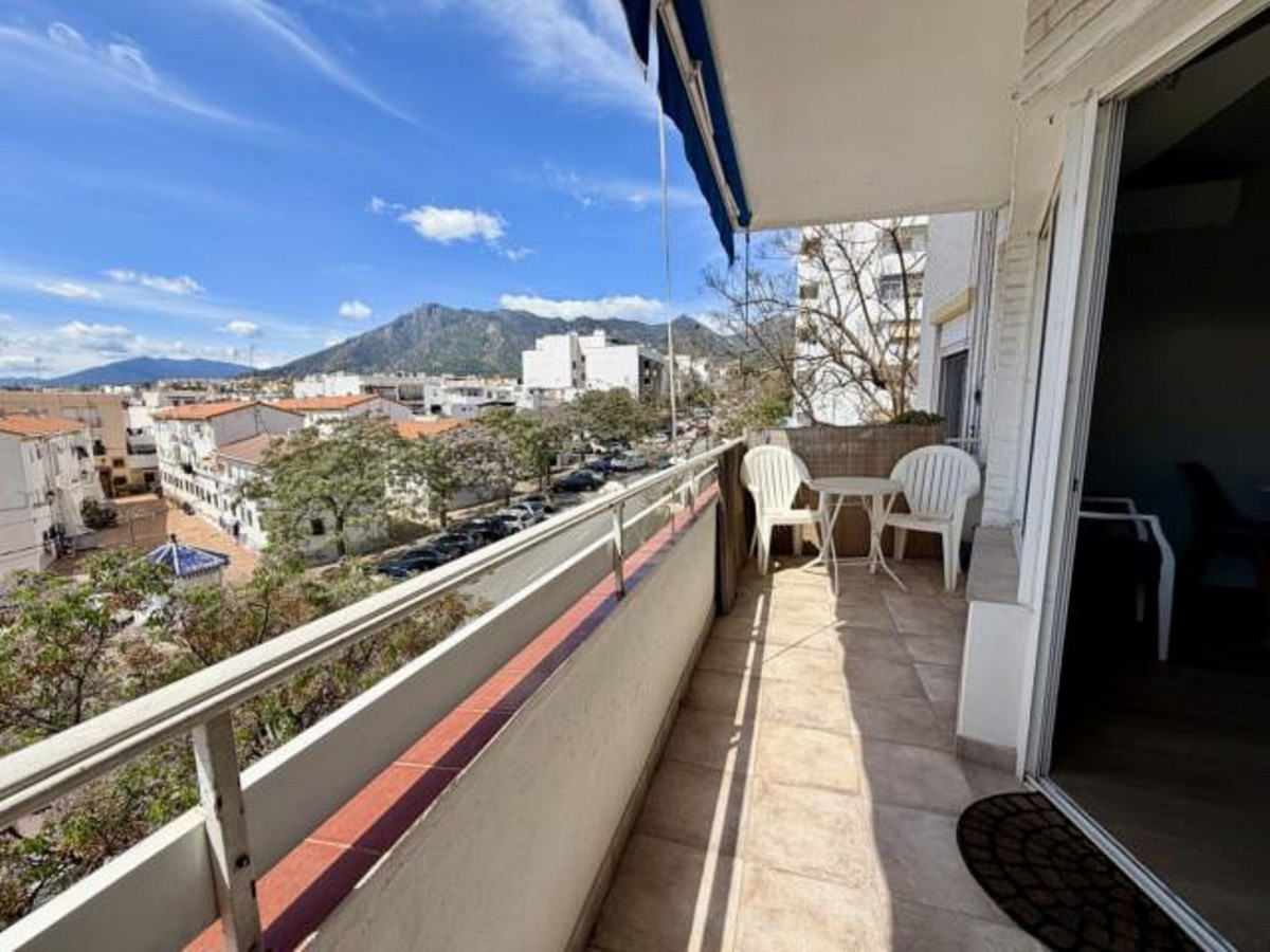 2 Bedroom Apartment for Sale in Marbella — 9