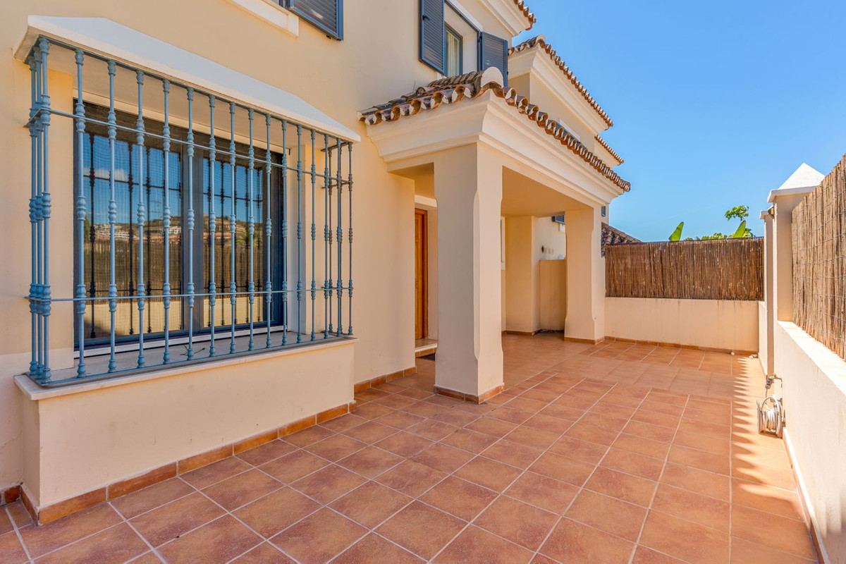 3 Bedroom Villa for Sale in Atalaya — 4