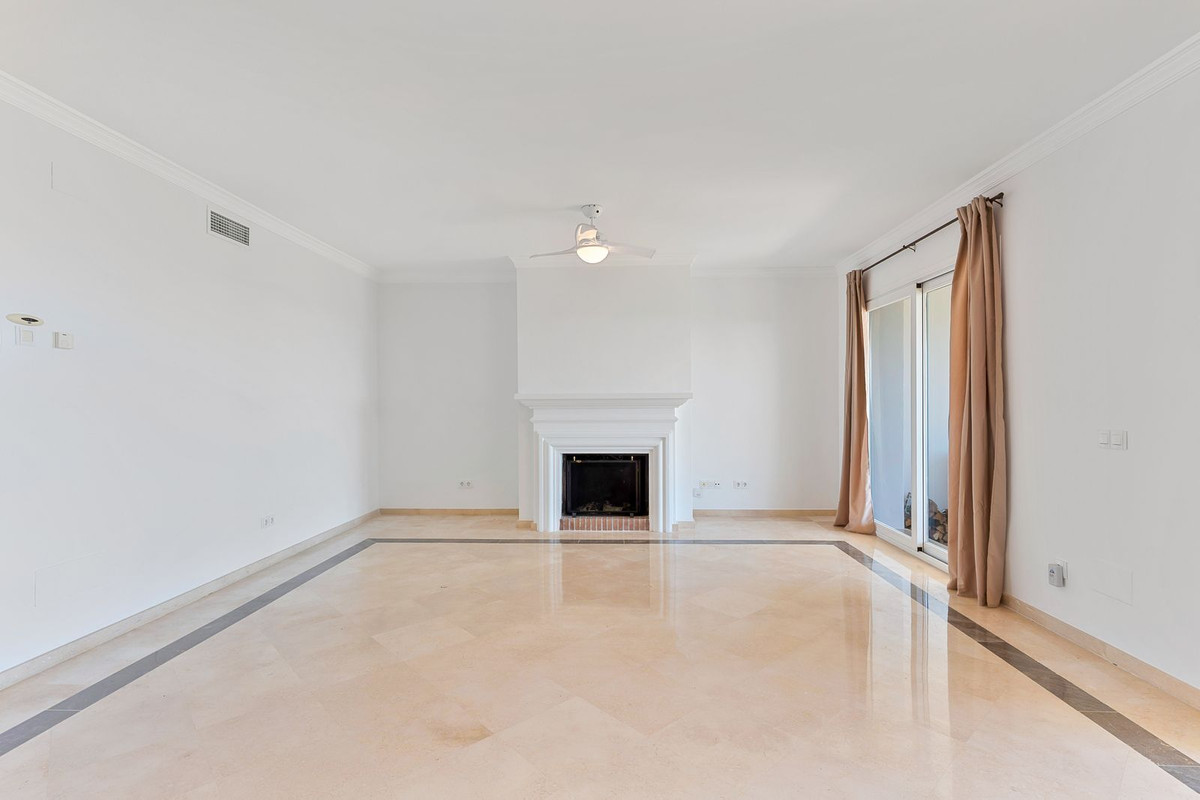 3 Bedroom Villa for Sale in Atalaya — 8