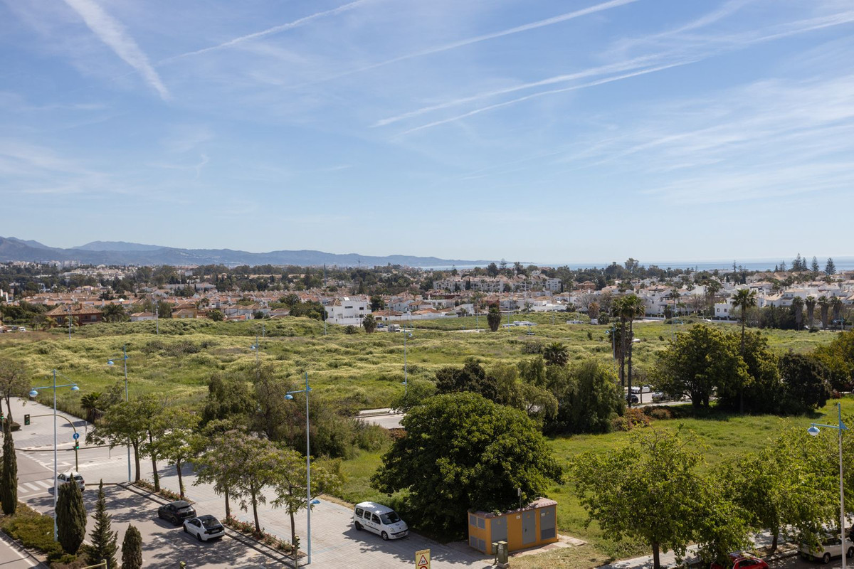 3 Bedroom Apartment for Sale in San Pedro de Alcántara — 2