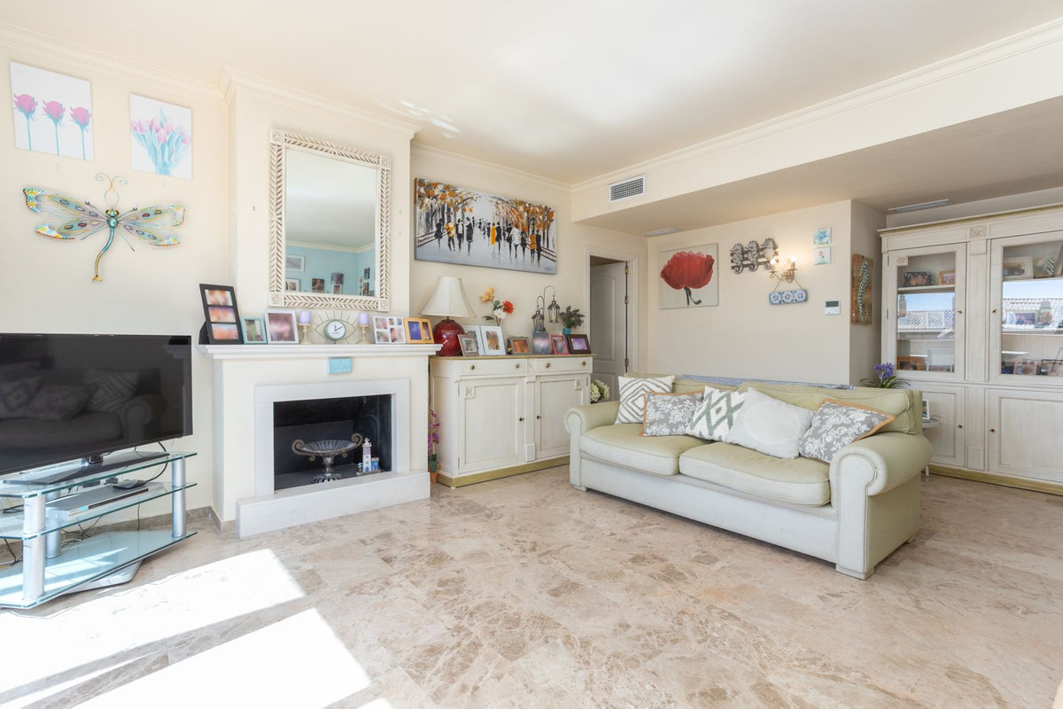 3 Bedroom Apartment for Sale in San Pedro de Alcántara — 9
