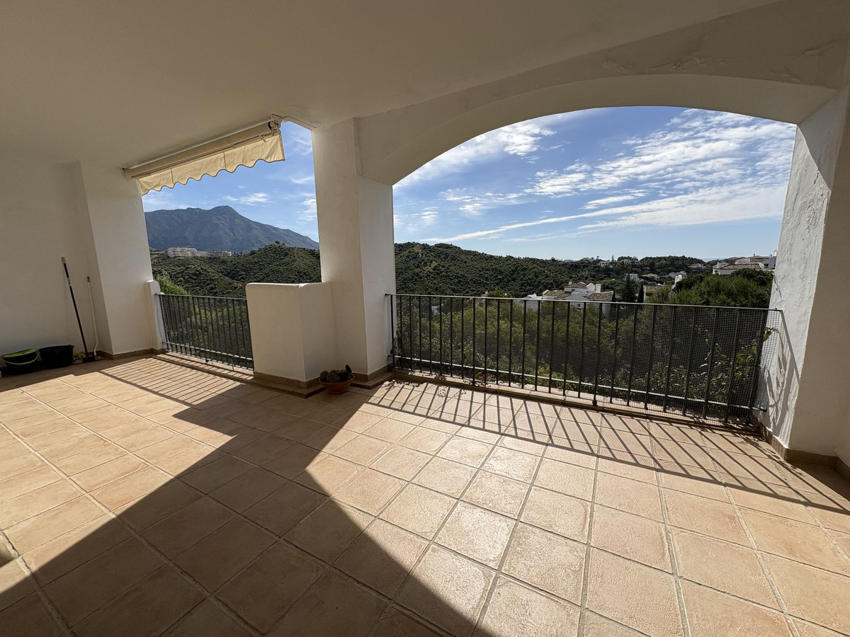 2 Bedroom Apartment for Sale in La Quinta — view 10