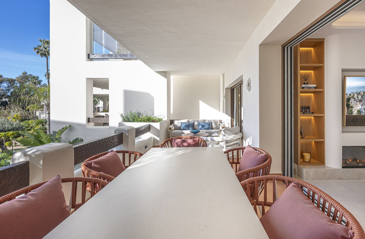 3 Bedroom Apartment for Sale in New Golden Mile — view 12