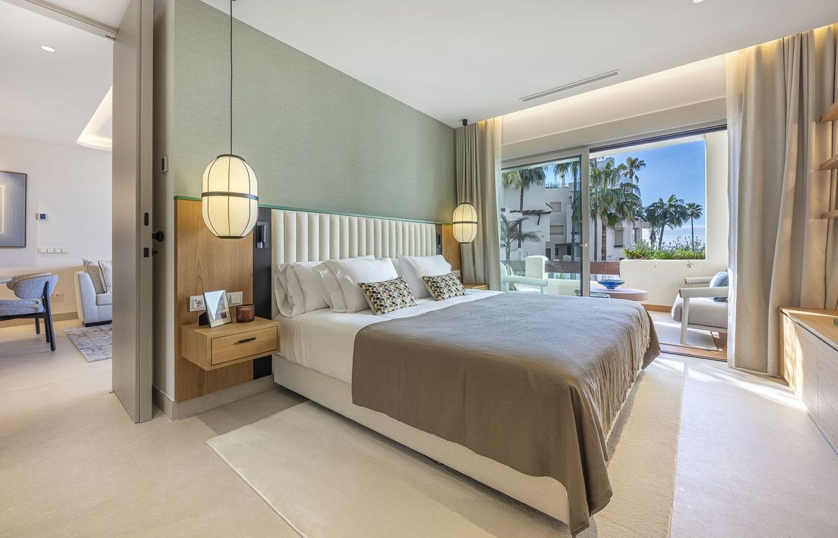 3 Bedroom Apartment for Sale in New Golden Mile — view 16