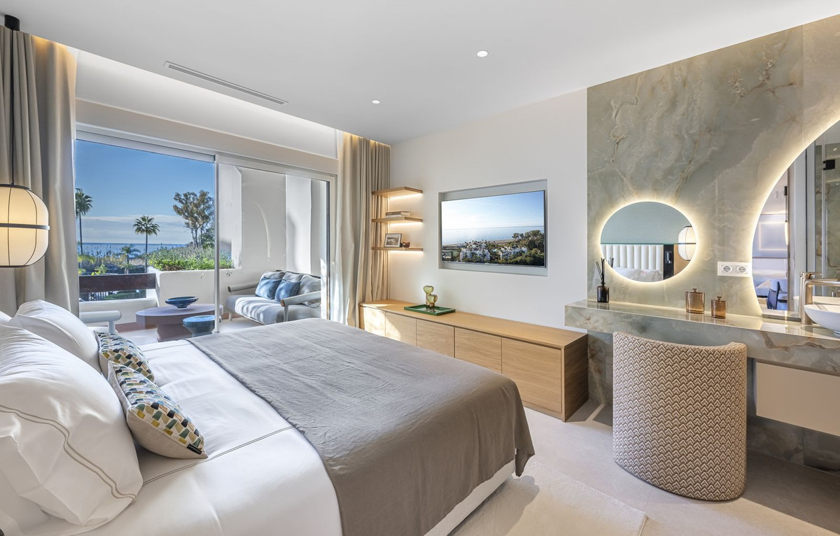 3 Bedroom Apartment for Sale in New Golden Mile — view 19