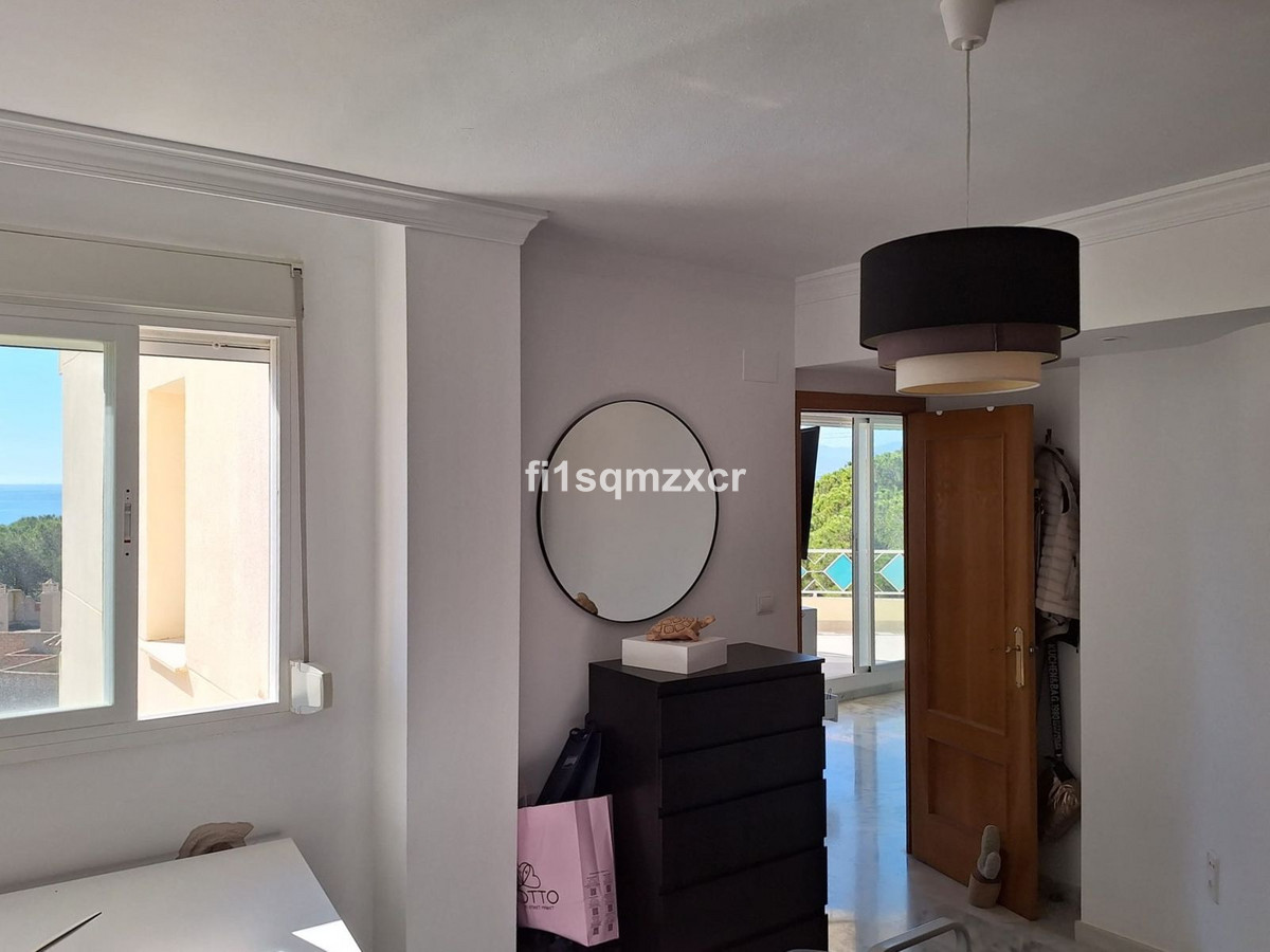 3 Bedroom Apartment for Sale in Marbella — 3