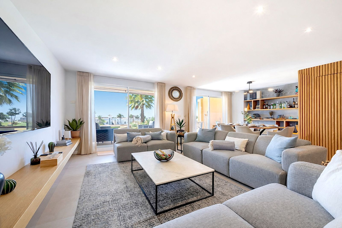 3 Bedroom Villa for Sale in Estepona — 3