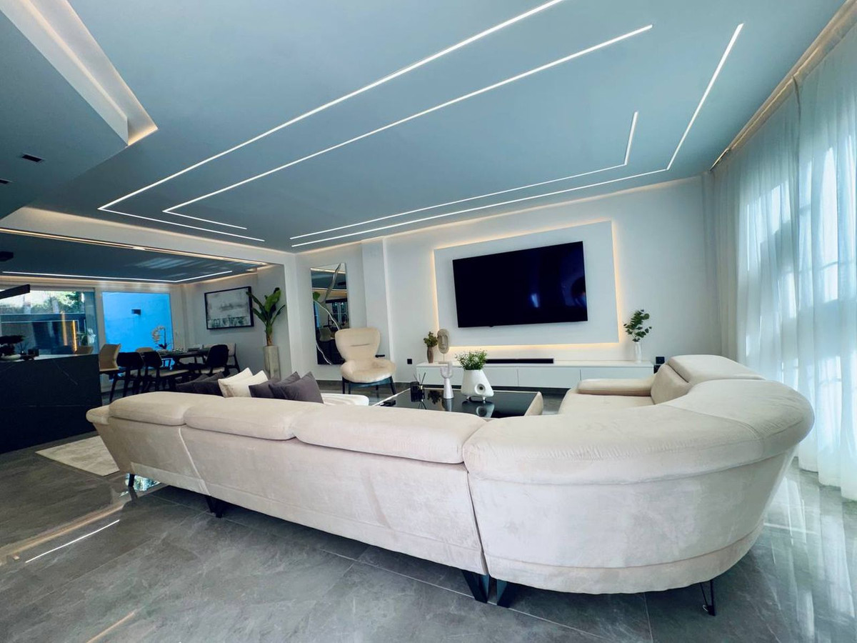 3 Bedroom Villa for Sale in Marbella