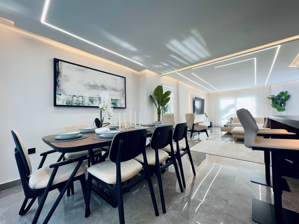 3 Bedroom Villa for Sale in Marbella — 9