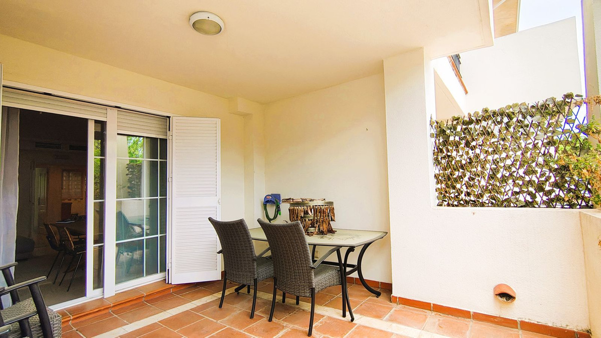 1 Bedroom Apartment for Sale in Marbella — 2