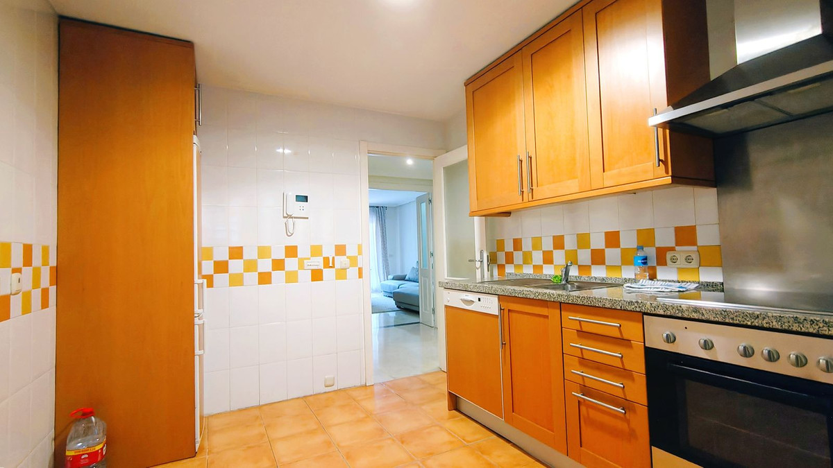 1 Bedroom Apartment for Sale in Marbella — 8