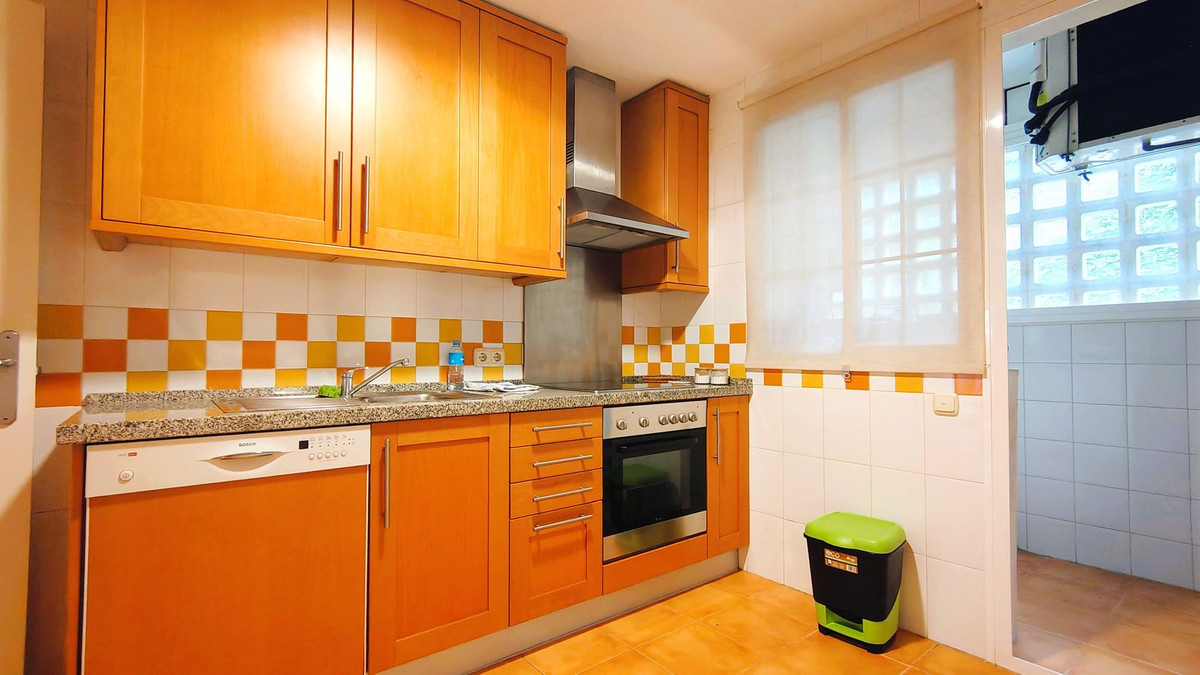 1 Bedroom Apartment for Sale in Marbella — 9