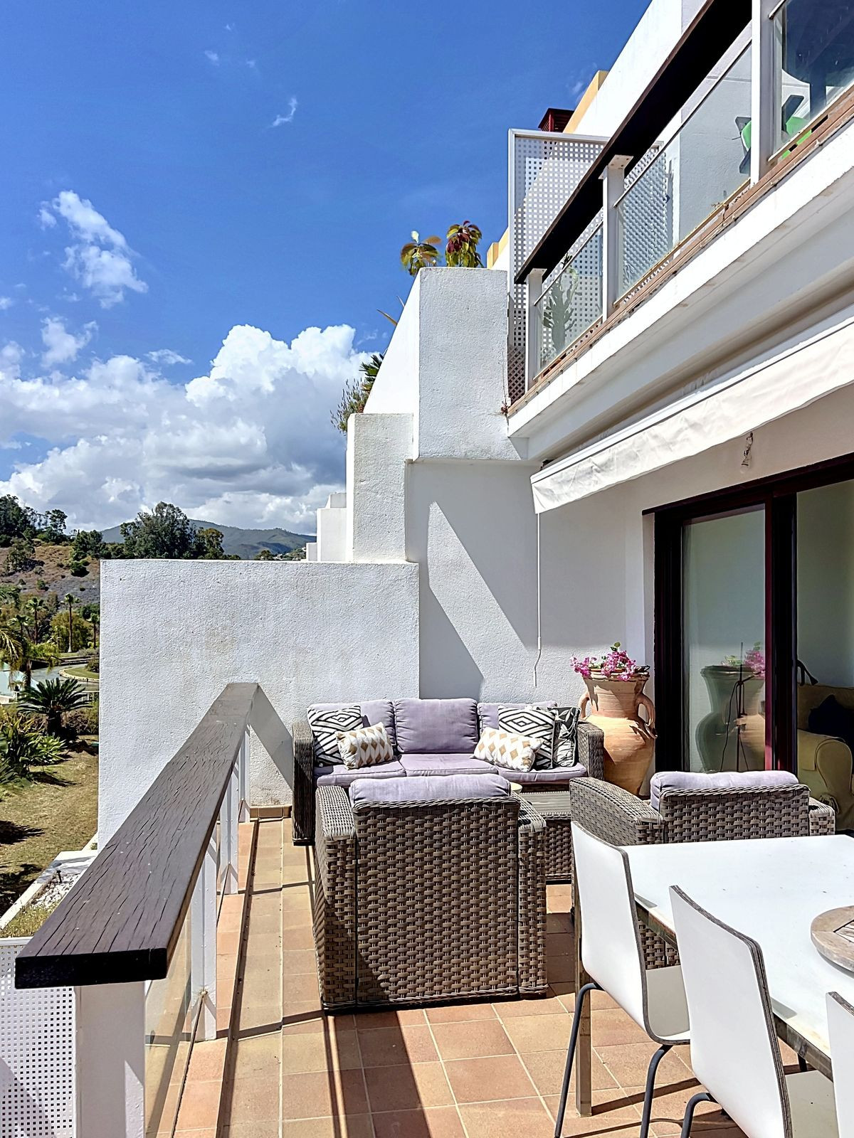 2 Bedroom Apartment for Sale in Selwo — 8